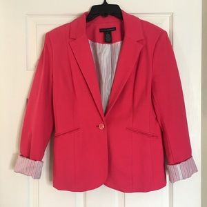 Beautiful size 6 hot pink blazer